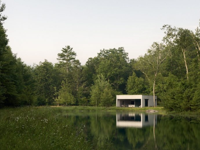 Vipp’s New Catskills Pavilion Is a Sculpture You Can Sleep In