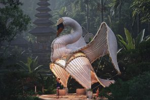 Swan-shaped Pavilion Turns A Forest Retreat Into Biophilic Beauty