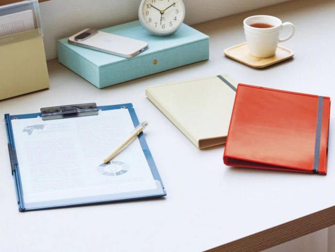 Nobody Expected a $28 Folding Clipboard to Be This Well Thought Out
