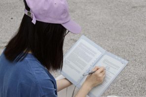 The Foldable E Ink Book Is Finally Taking Shape
