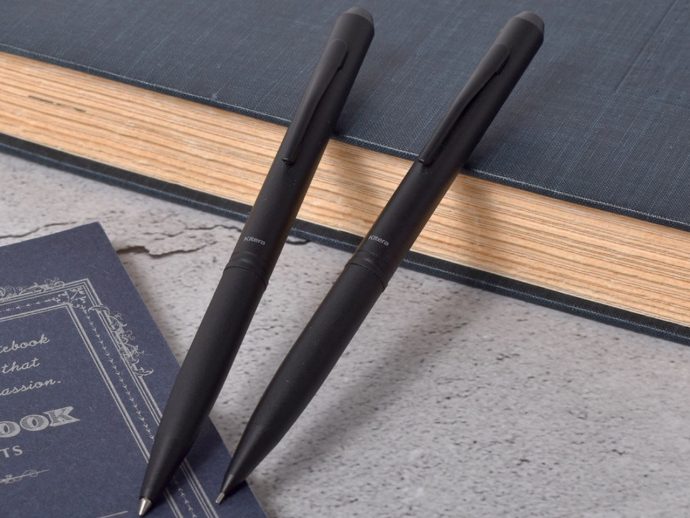 The Mechanical Pencil With No Button Is Actually Genius