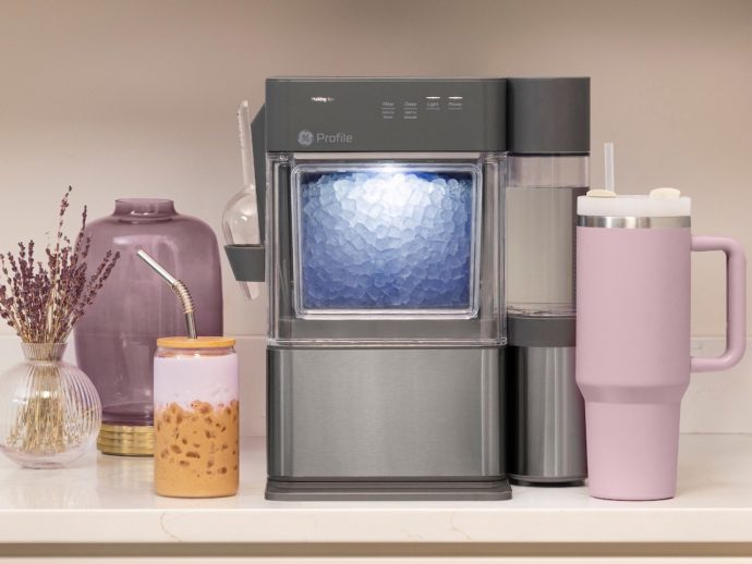 This $299 Nugget Ice Maker Fills 2 Stanley Cups in 5 Min