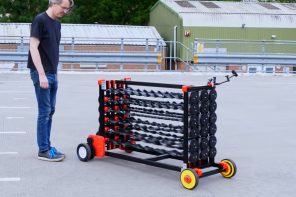 This elastic band-powered car proves you don’t need an engine to experience real mechanical thrills