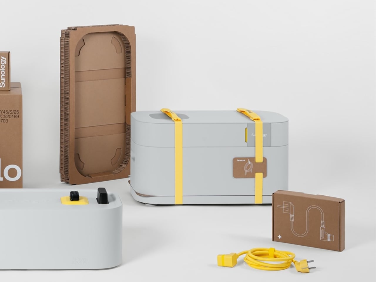 yankodesign.com - Ida Torres - When Paper Does the Heavy Lifting: Sunology's Storey Packaging
