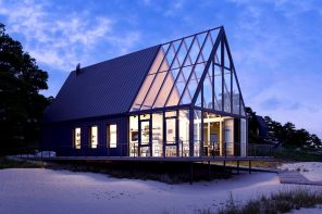 5 Tiny Homes That Feel Twice Their Size Thanks to Light and Glass