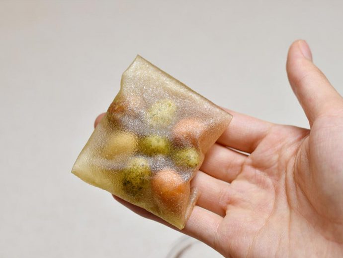 7 Packaging Designs That Dissolve, Compost, or Actually Feed You – Plastic’s Replacement Is Here