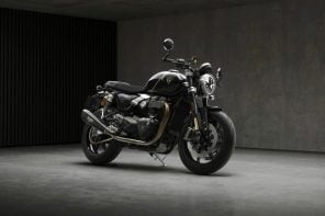 Triumph Added Gold Accents to Its New 1200cc Roadster