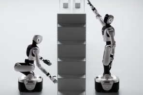Humanoid Robots Don’t Fit in Store Aisles, So Robbyant Fixed That