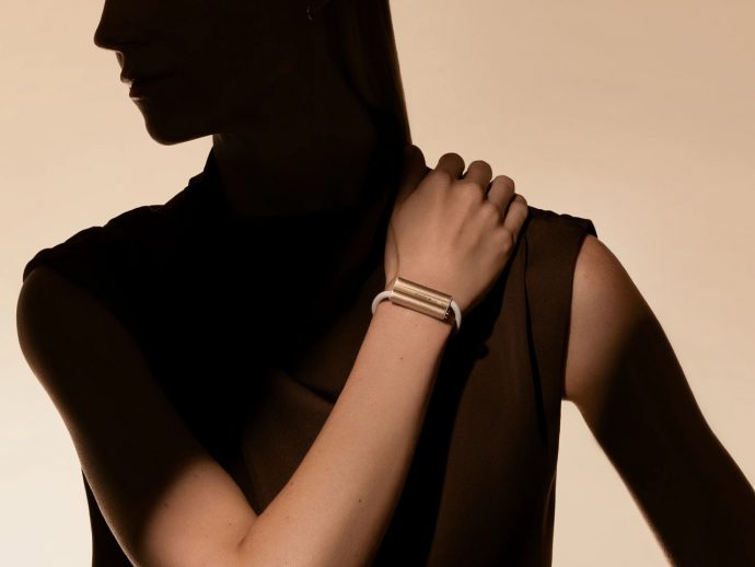 Luffu Link is a screenless LTE wearable designed to keep your family safer and better connected