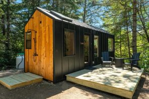 The Luna Nook Is a 301-Square-Foot Tiny Home That Somehow Fits a Freestanding Bathtub