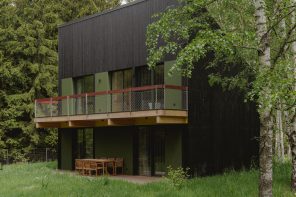 Four Tiny Wooden Cabins Trade Wi-Fi for Wilderness