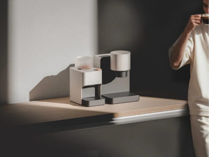 The New $1,300 Espresso Machine That Sets Itself Up for You