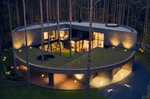 5 Best Homes That Disappear Into the Landscape in 2026