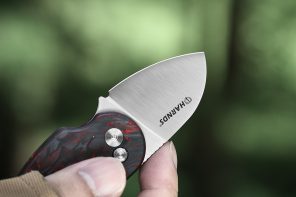 5 Things Clutter Your Pocket, the Sidekick Knife Combines Them All