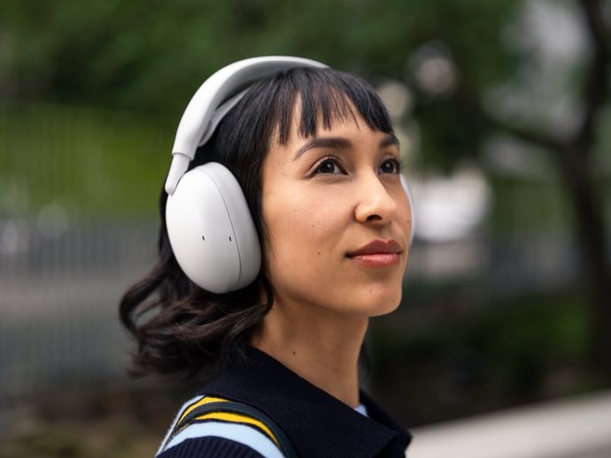 Logitech built the all-day work + play headset that doesn’t scream “IT department”