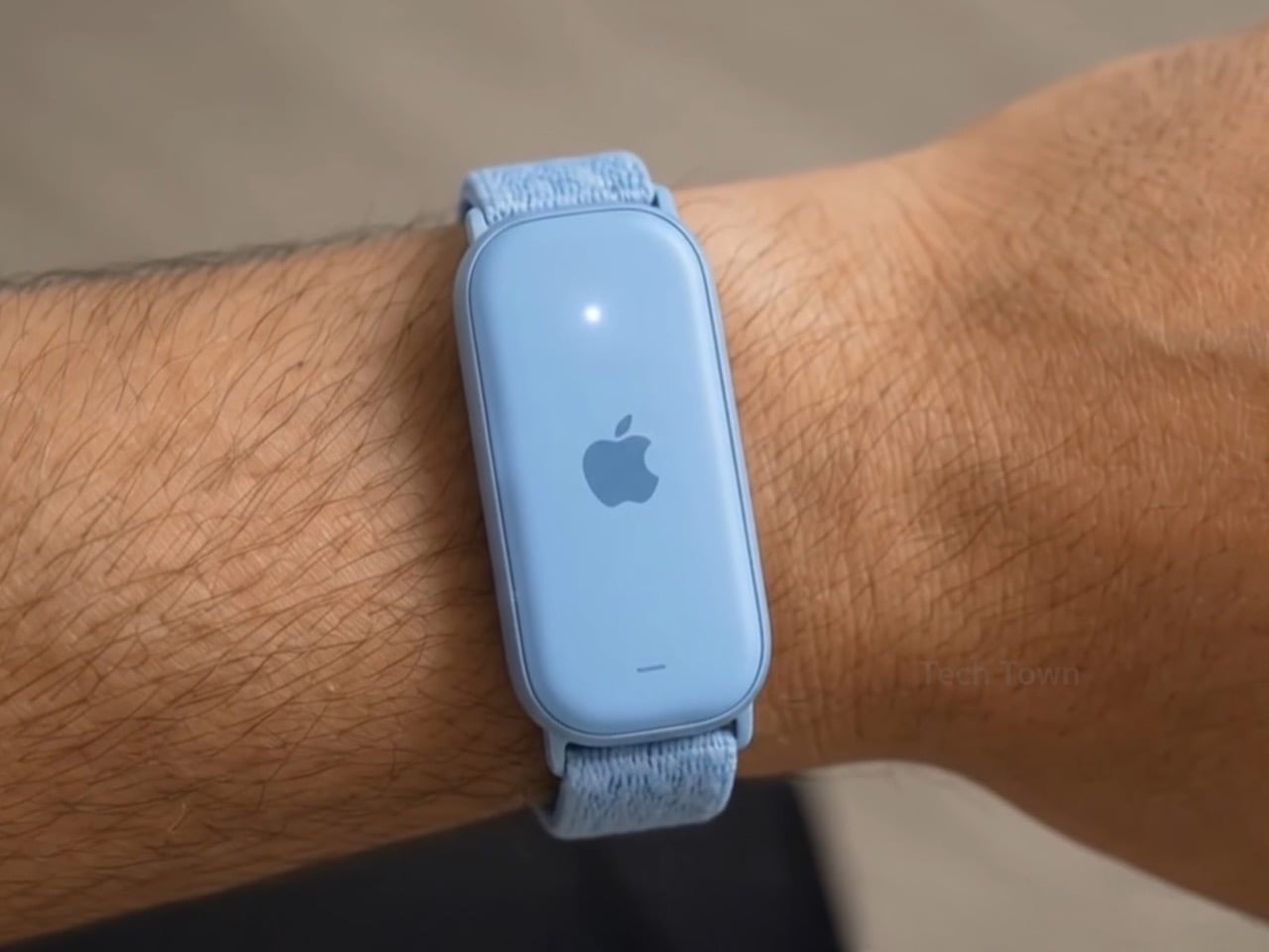 Apple Watch 'Air' health tracker concept in Mist Blue colorway