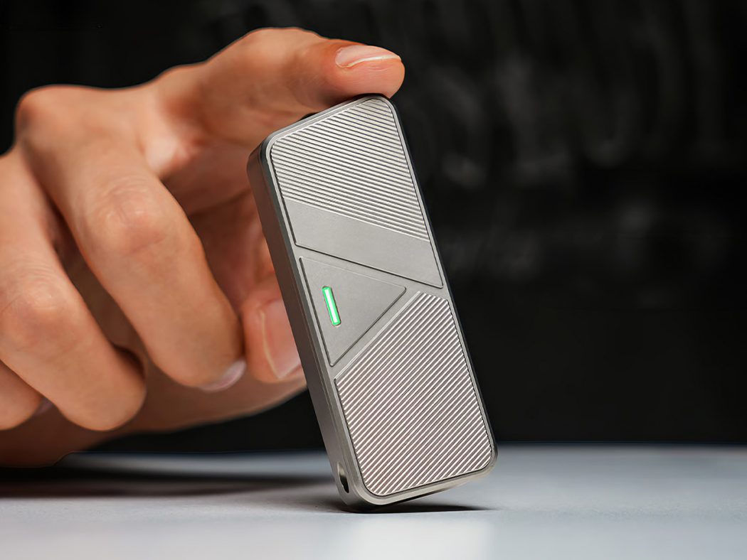 Come for the Cut, Stay for the Click: The DeckShiv Neo Delivers Both