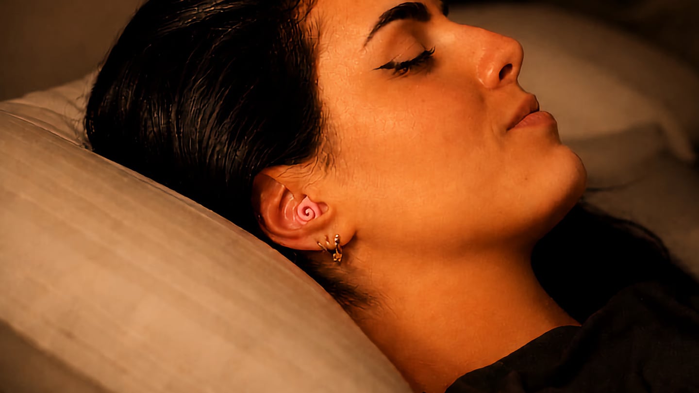 yankodesign.com - Sarang Sheth - Foam Earplugs Haven't Changed Since the 1970s - This Spiral Design Just Made Them Obsolete