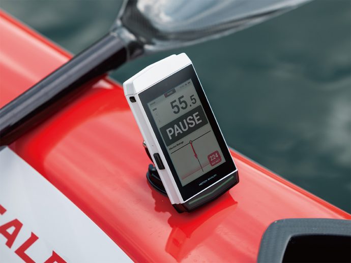 REACH Is a Modular Sports GPS Computer Built to Snap Into Any Sport