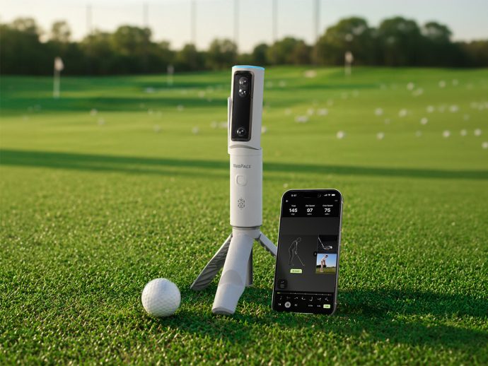 This $899 golf launch monitor tracks your swing in 3D and tells you how to fix it