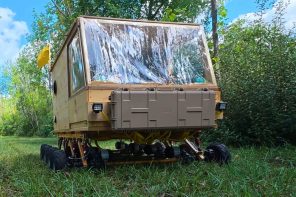 YouTuber builds 8-wheel electric wooden camper that spins 360-degrees and rides like a tank