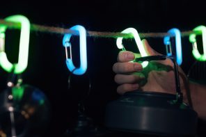 This $6 Glow-in-the-dark Carabiner might be Camping EDC’s biggest upgrade