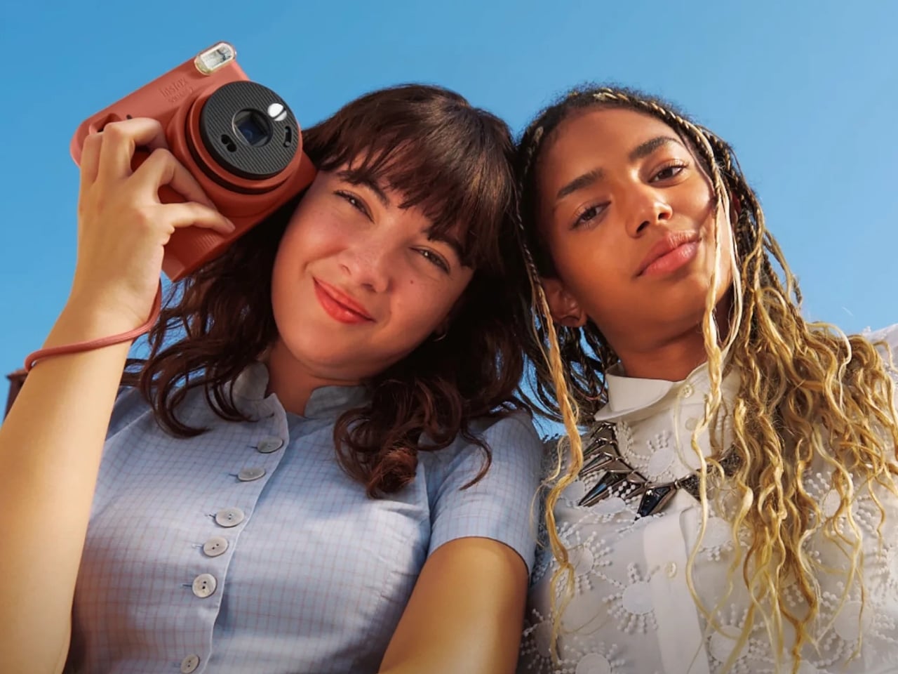 Fujifilm’s Instax SQUARE 2 Adds Color Filters Without an App