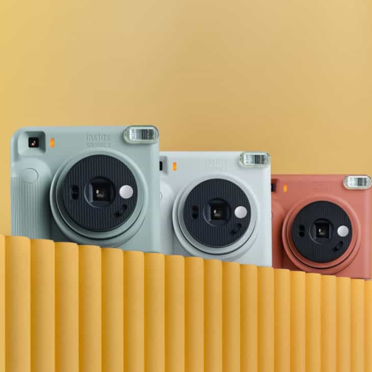 Fujifilm’s Instax SQUARE 2 Adds Color Filters Without an App