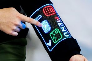 NUS Researchers Turn Electronic Threads Into a Touchscreen Sleeve
