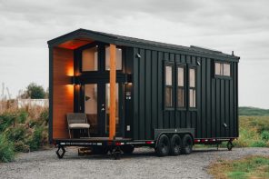 This Tiny House Builds a Covered Porch Into Its 30-Foot Frame