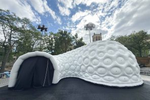 Pneuhaus’ Walk-In Camera Offers 221 Views Without Digital Screens