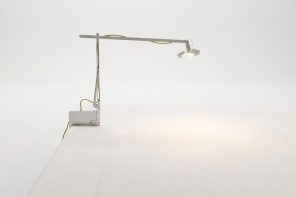 The Desk Lamp That Actually Refuses to Sit on Your Desk