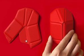 This Origami Mouse Folds Flatter, Not Smaller in Every Direction